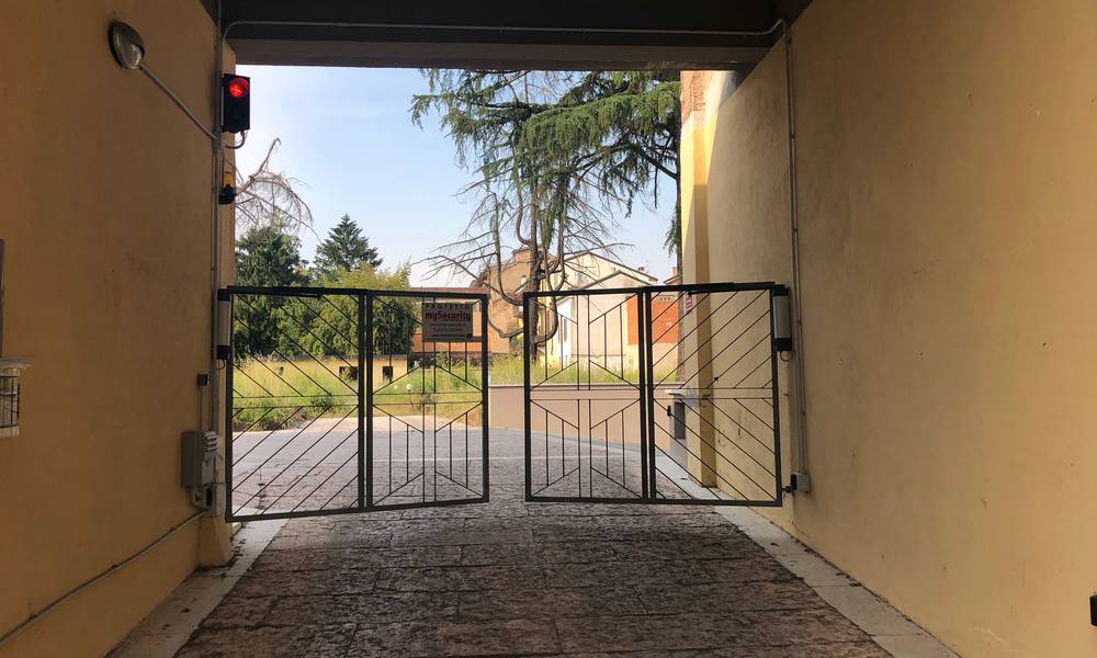 Garage  Via Giulio Romano (Mantova)